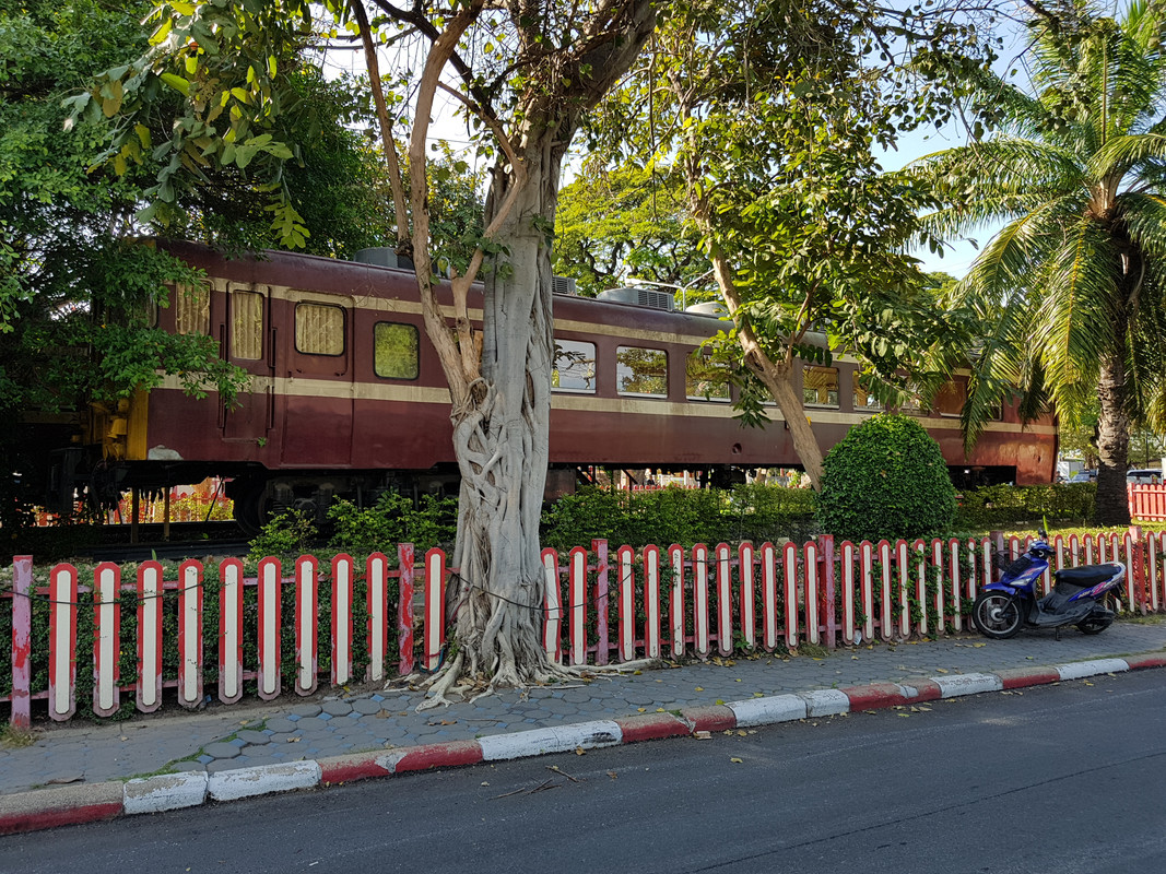 [Bild: Railway6.jpg]