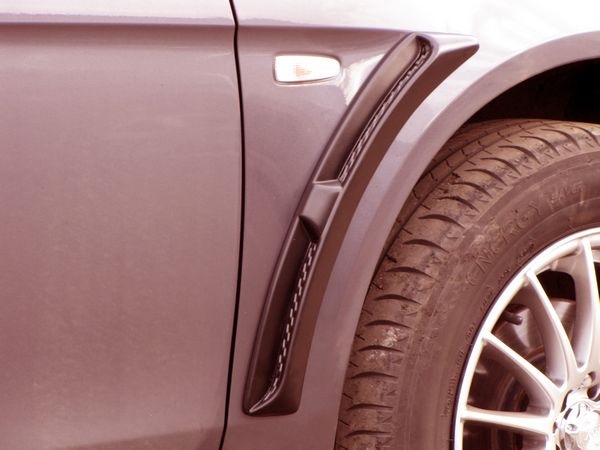 Воздухозаборники-Жабры-для-Lancer-X