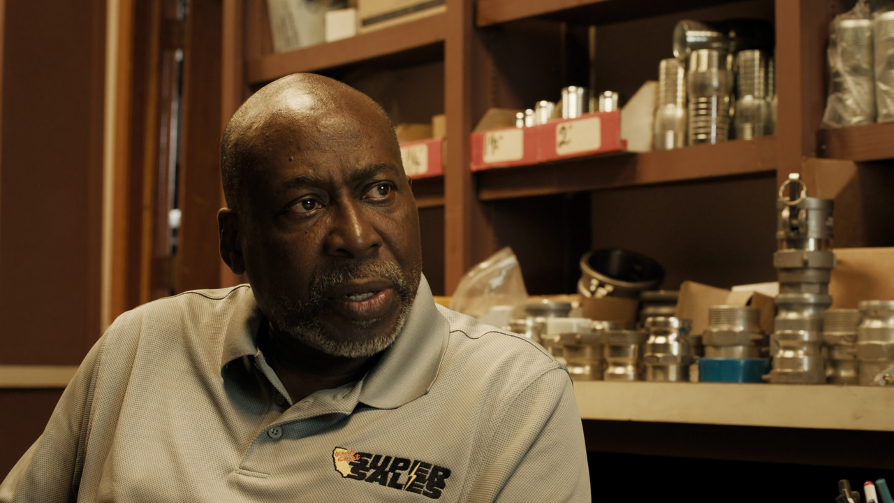 Lodge 49 2018 S01 1080p AMZN Webrip x265 10bit EAC3 5 1 DNU TAoE