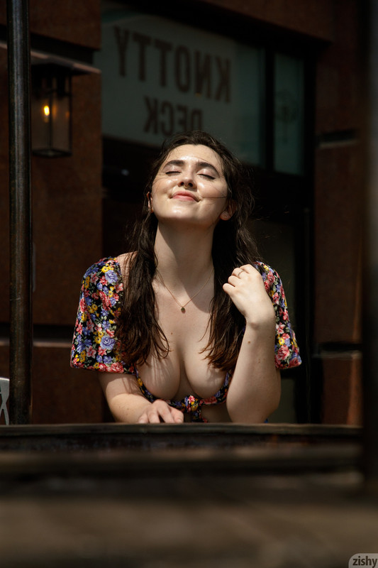 full_012_1333161536277117