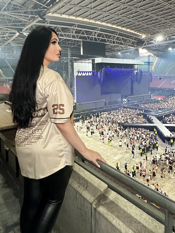 [Image: instagram-1750444149236.jpg]