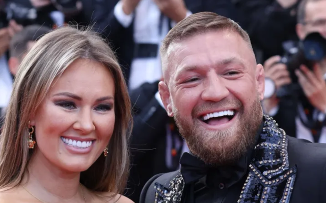 Конър Макгрегър се ожени за Дий Девлин във Ватикана