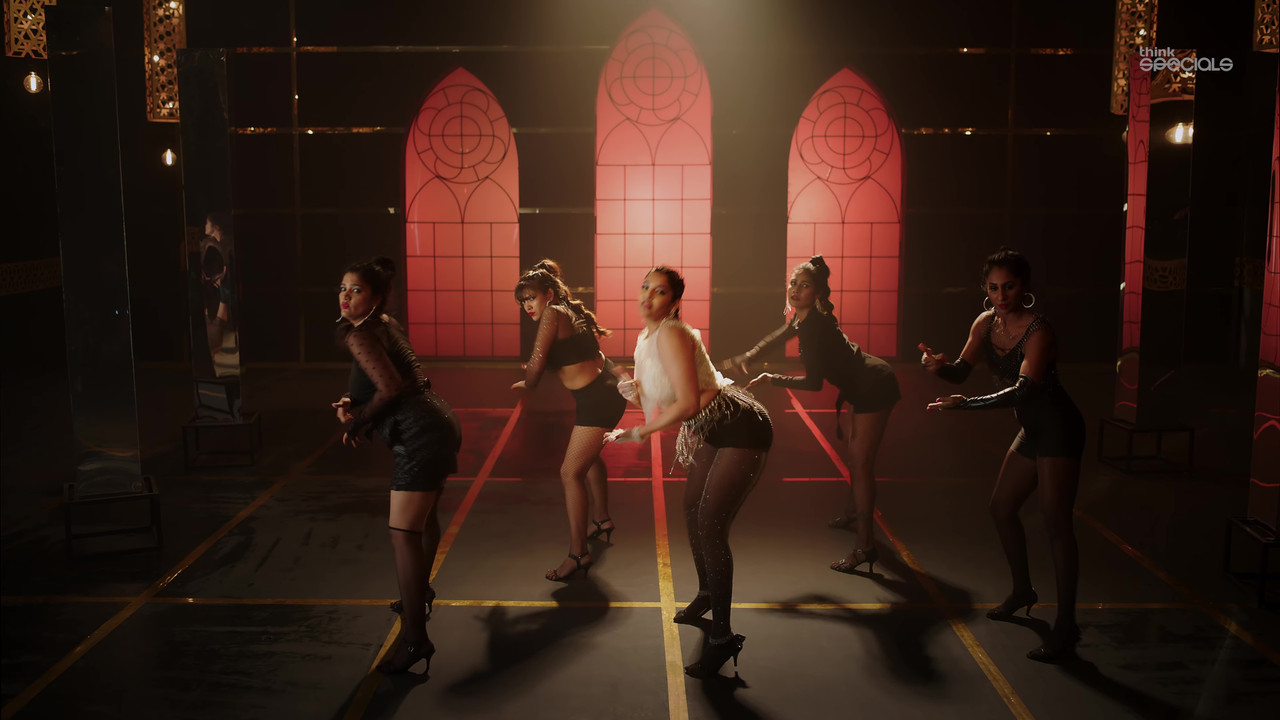 vlcsnap-2022-05-26-22h48m00s345