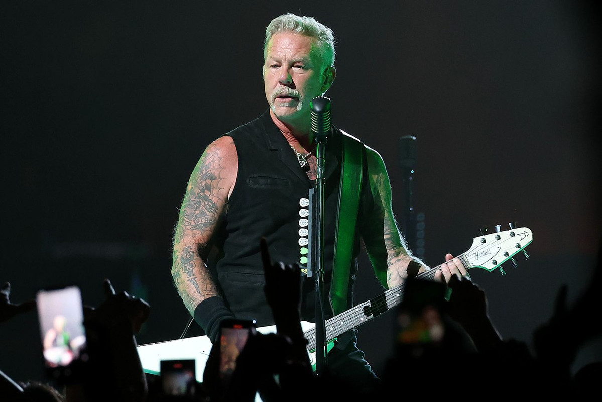 james-hetfield-covid-090423-tout-979389851c5943d695f58b1427529448.jpg
