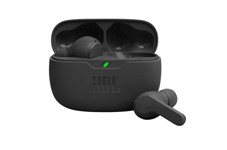 Audífonos TWS JBL Vibe Beam 2 con su estuche de carga, mostrando su diseño moderno.