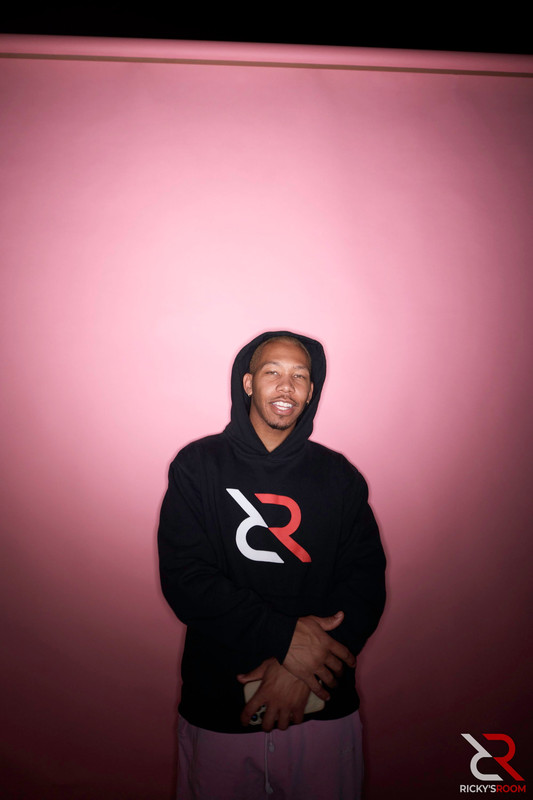 rr0056 kendrasunderland 001