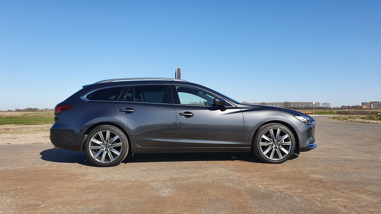 Mazda6-3.jpg