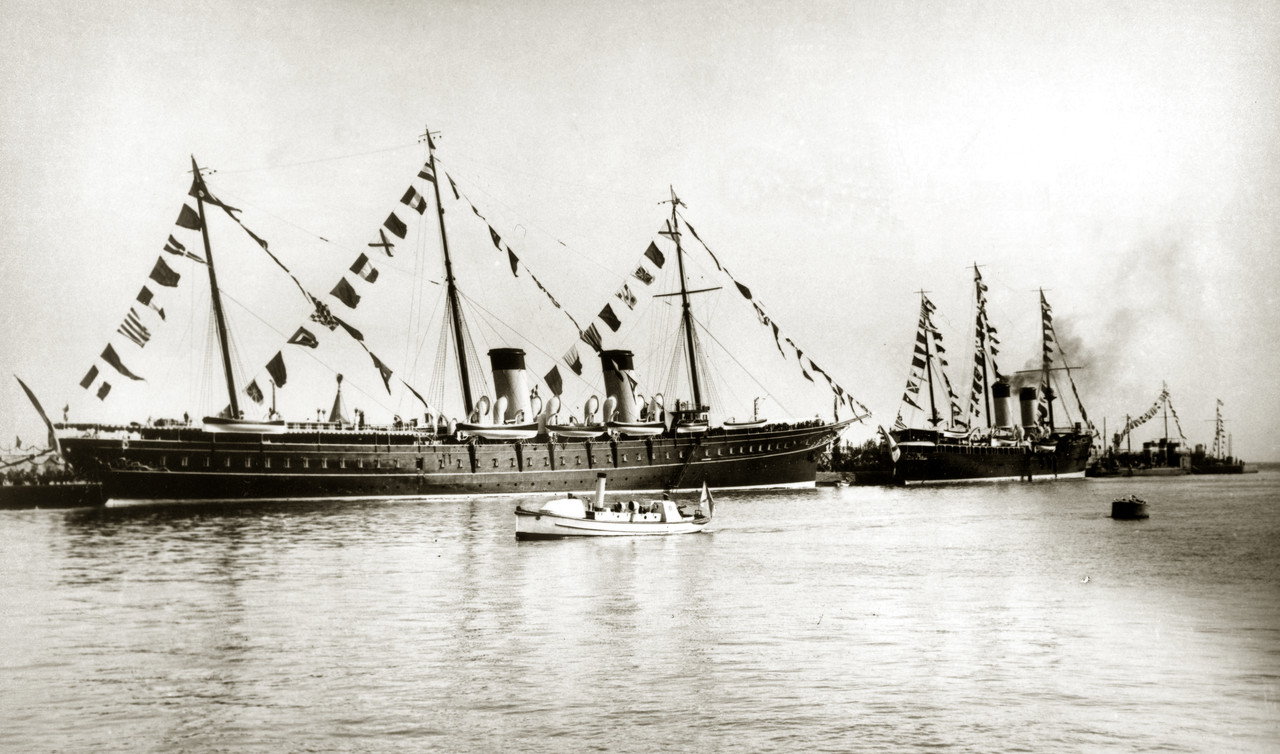 Штандарт и Полярная Звезда