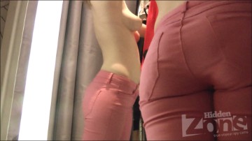 [Image: Voyeur35675151546.jpg]