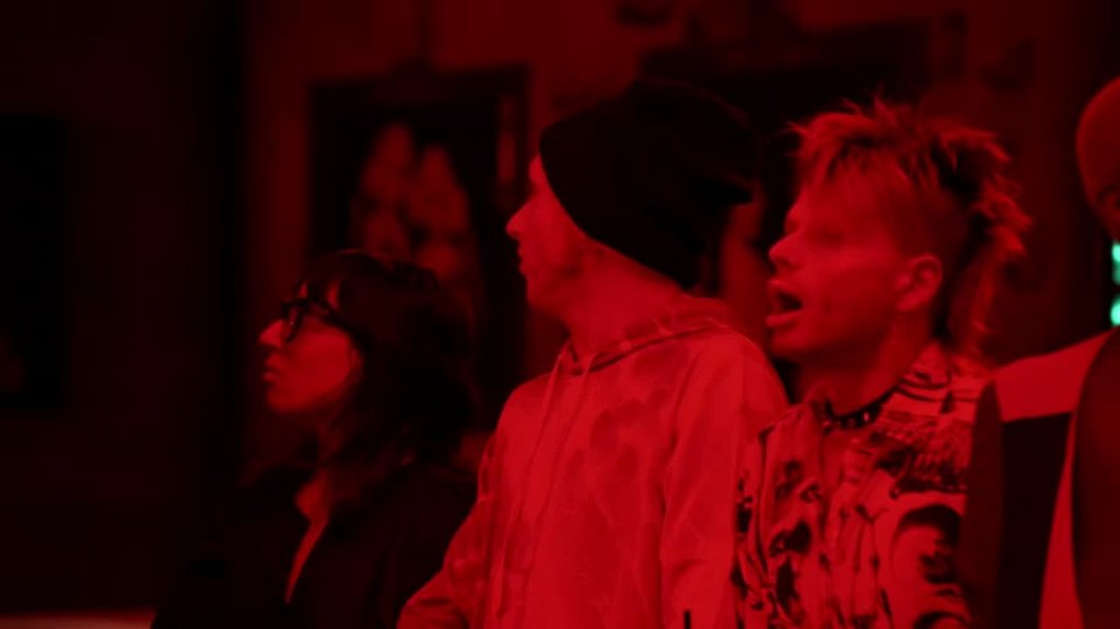 [Image: iors04yazc38.jpg]