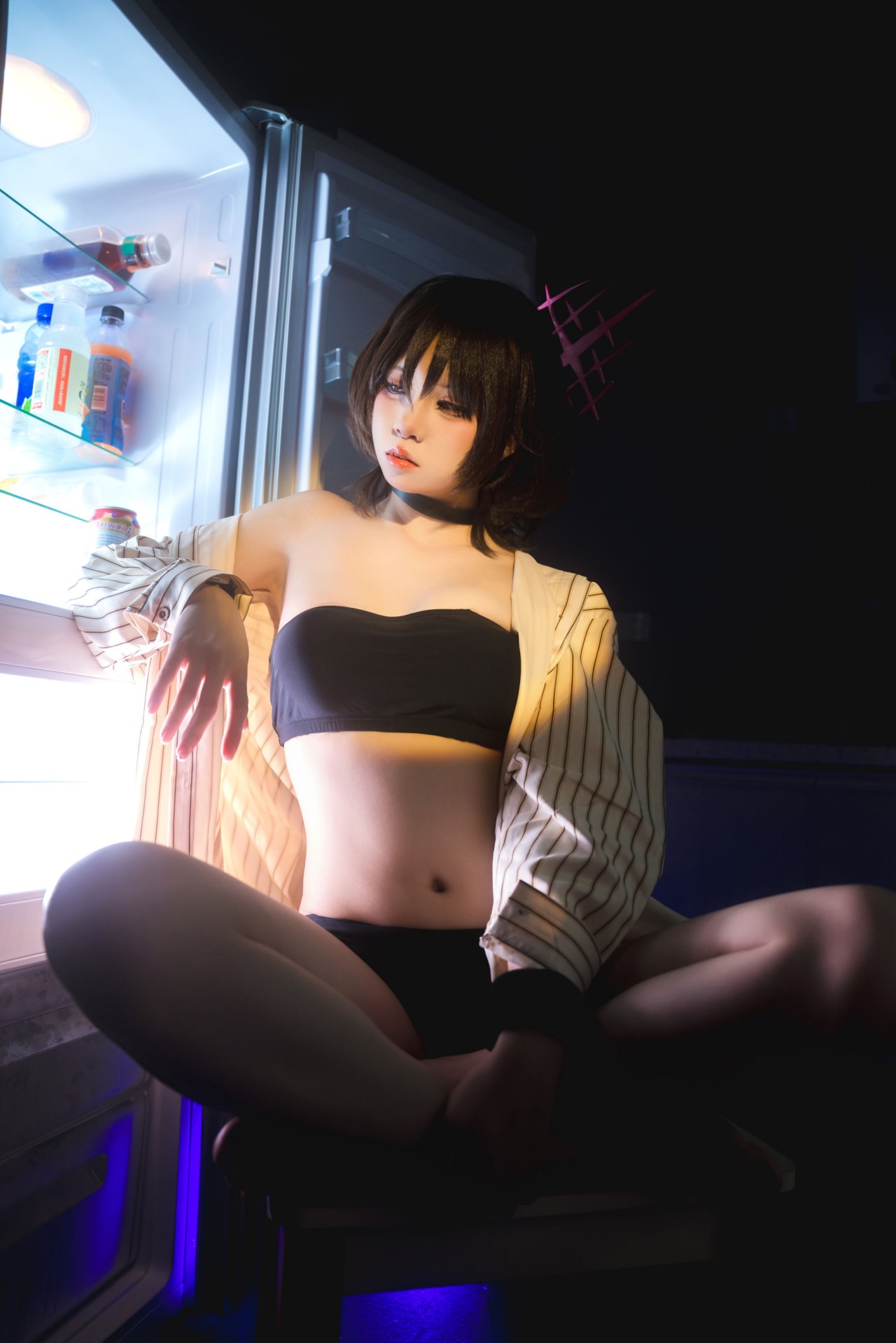 纸悦etsu_ko《美咲泳装》作品写真，好看的抹胸小美女插图1