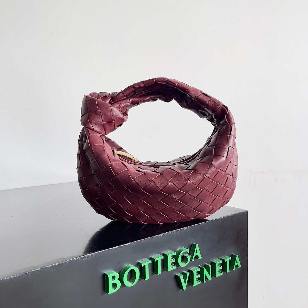 i1742717035 6255 0 — Postimages