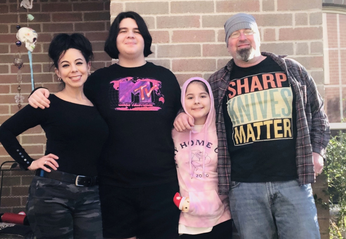 FB5C4590-E577-4EEA-A28D-5D67F9CCE7F9