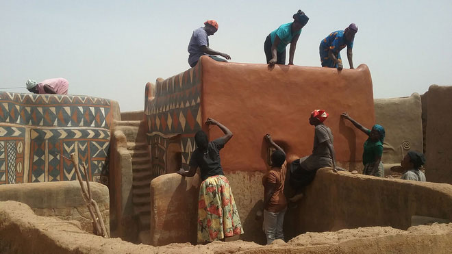 [Image: ngoi-lang-Tiebele-7.jpg]