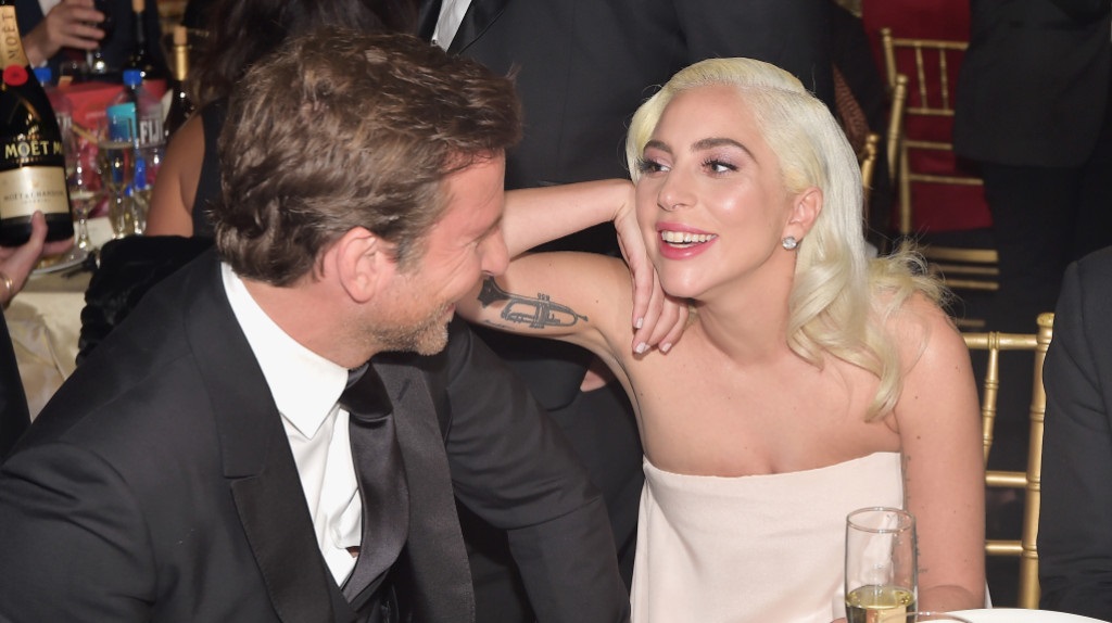 Bradley-Cooper-and-Lady-Gaga.jpg