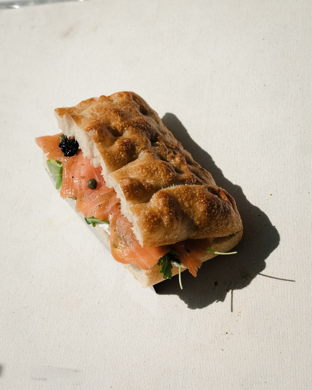 Salmón & Caviar