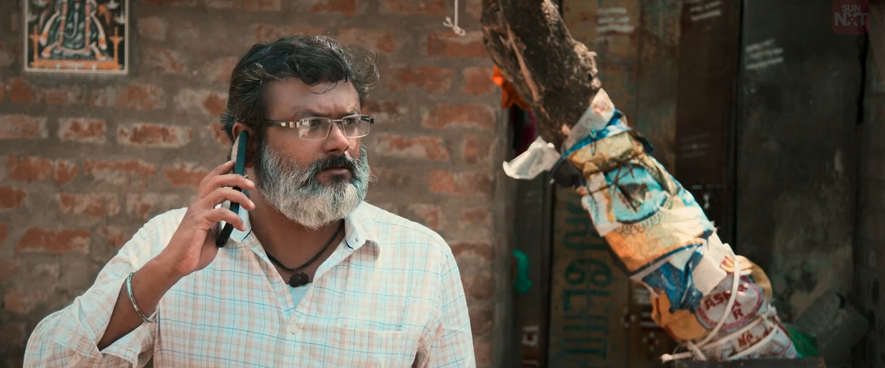 Maayakoothu 2025 WebRip [Tamil] 480p 720p ESub Screenshot