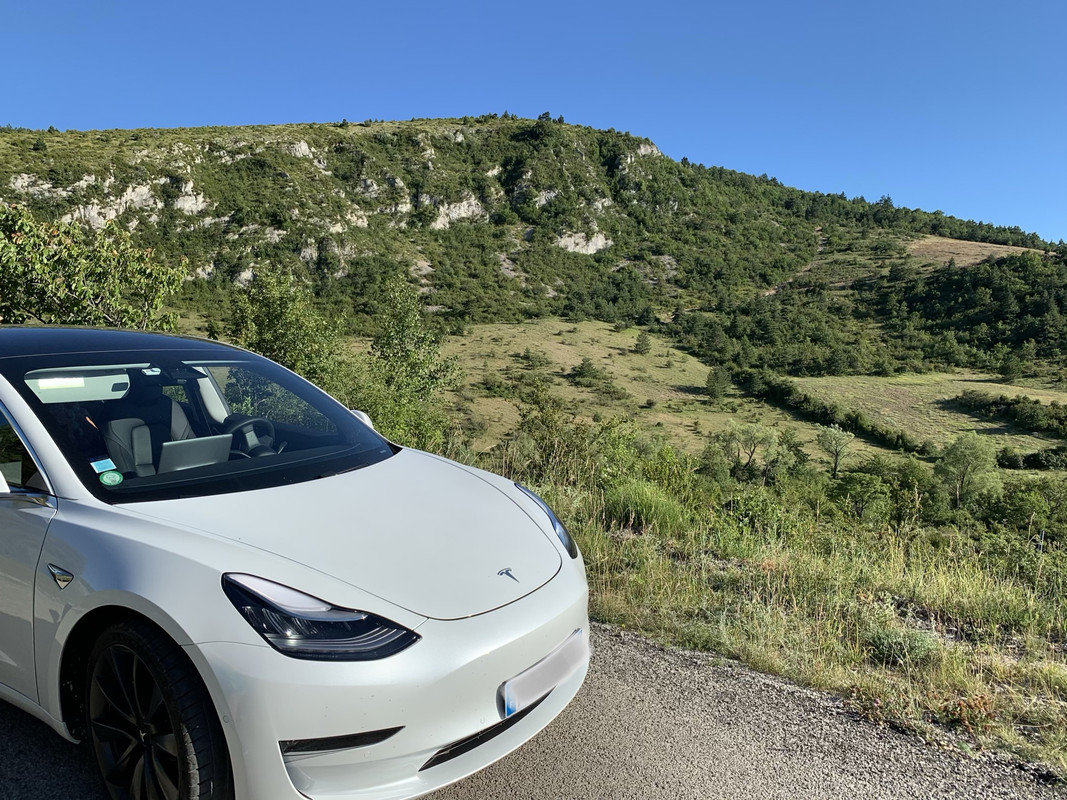 49EE880E-0362-4DB0-A538-BC93FAF28033