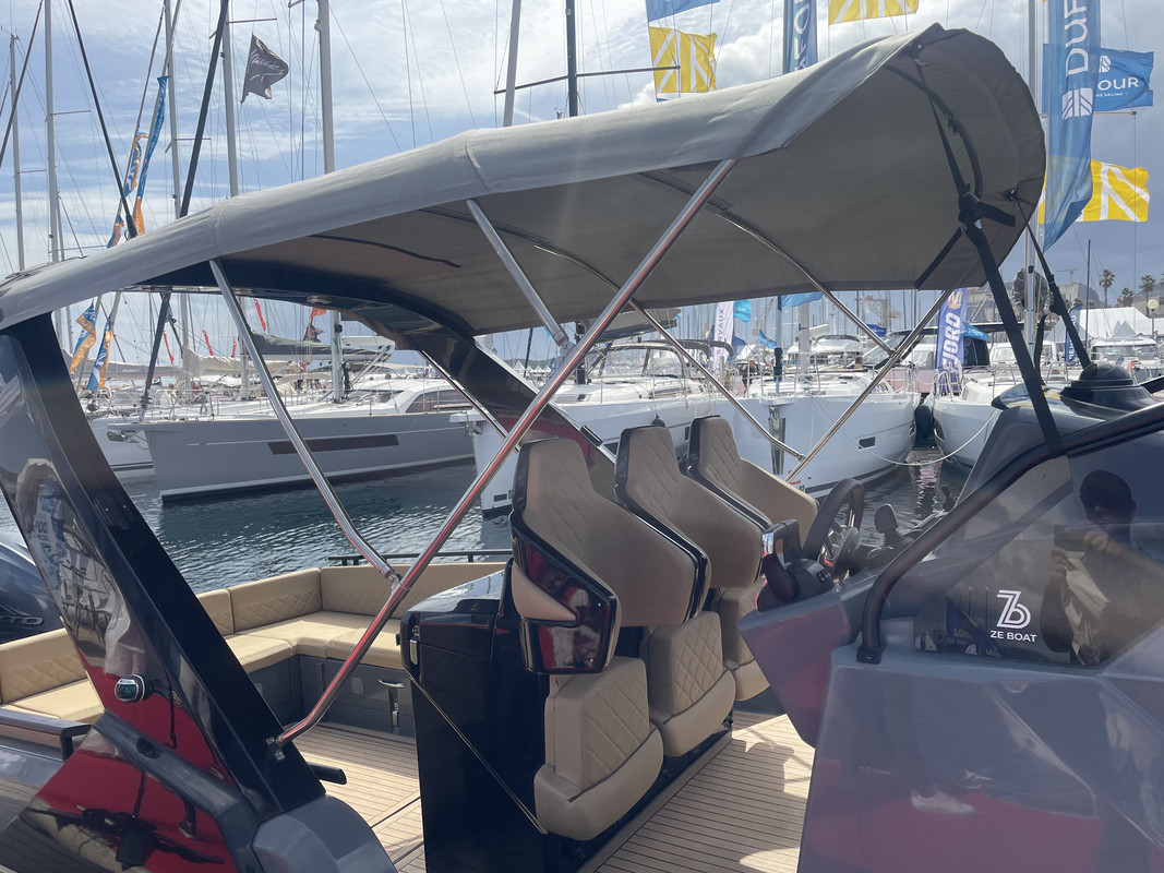 BFCDC67D-E2DA-46F7-930C-0D1CF94198EC