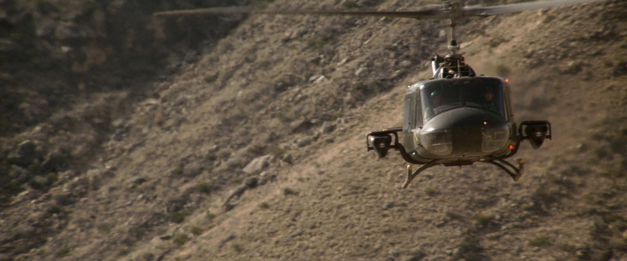 Starman (1984).mkv_snapshot_01.44.55_[2018.02.09_04.48.32]