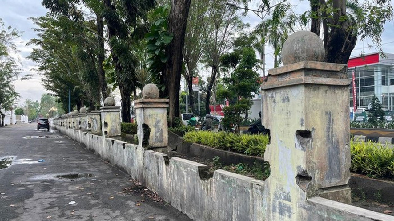 Klarifikasi Polisi Pagar Taman Makam