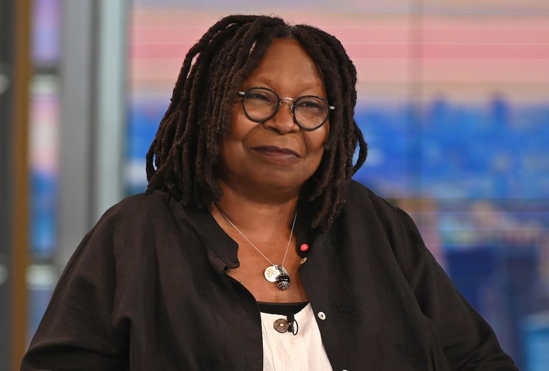 whoopi-goldberg-supsended-the-view-holocaust