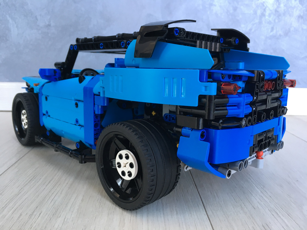 8EEF358D-E732-4CA6-9AB3-1581F867130C