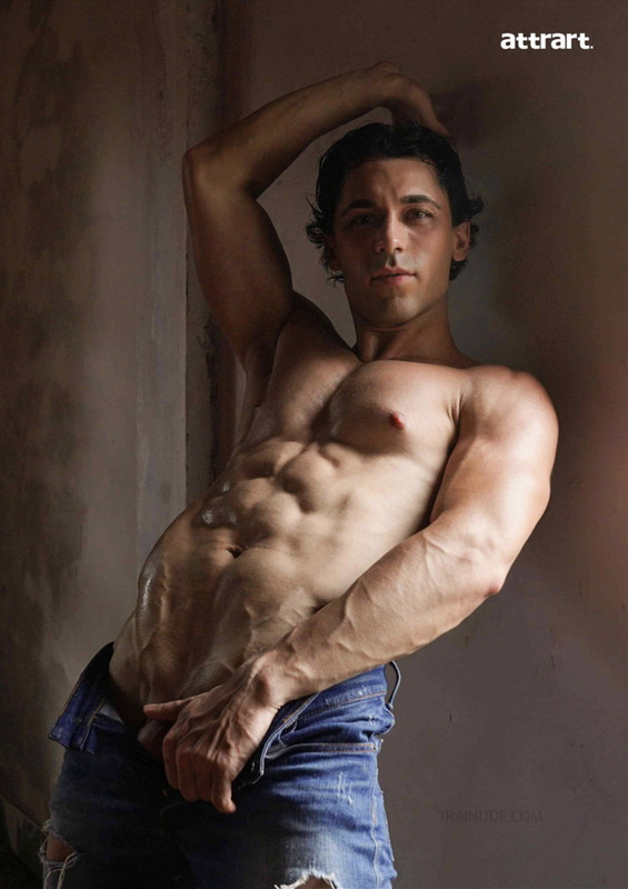 Attrart issue 6 | Adoni (Non-sex) - Chàng Châu Âu gân toàn cơ thể!