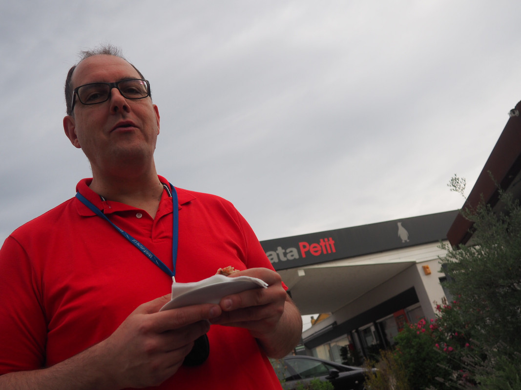 6D4878AB-D7E2-434E-A799-05413436CA9D