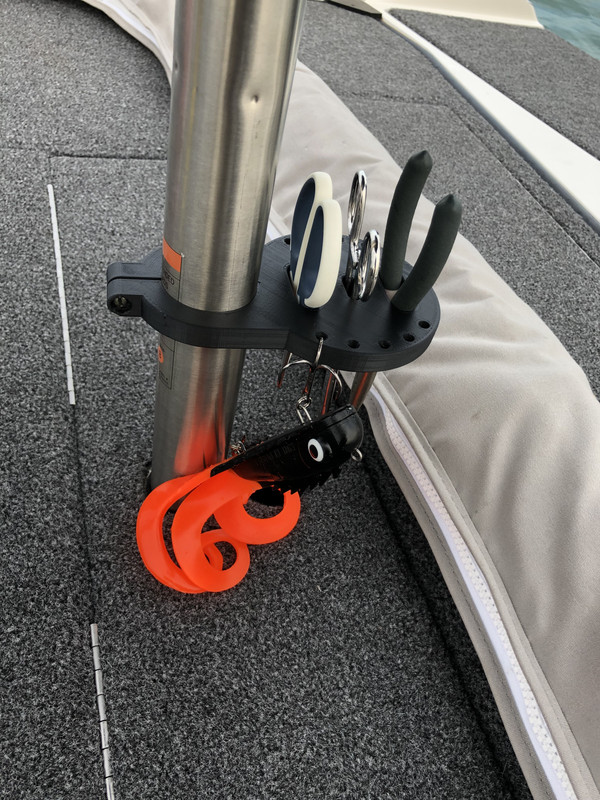 8751E90D-7CBC-4307-A9D0-8589854187BD