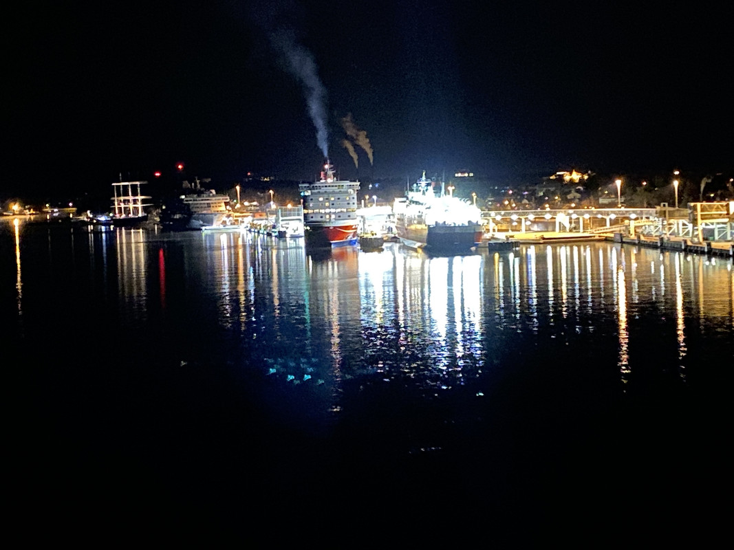 8E44F8CB-891C-4DCD-BDDC-E9983C6FAC05