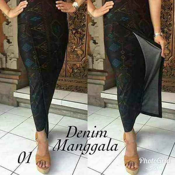 Bawahan Untuk Kebaya Warna Hitam