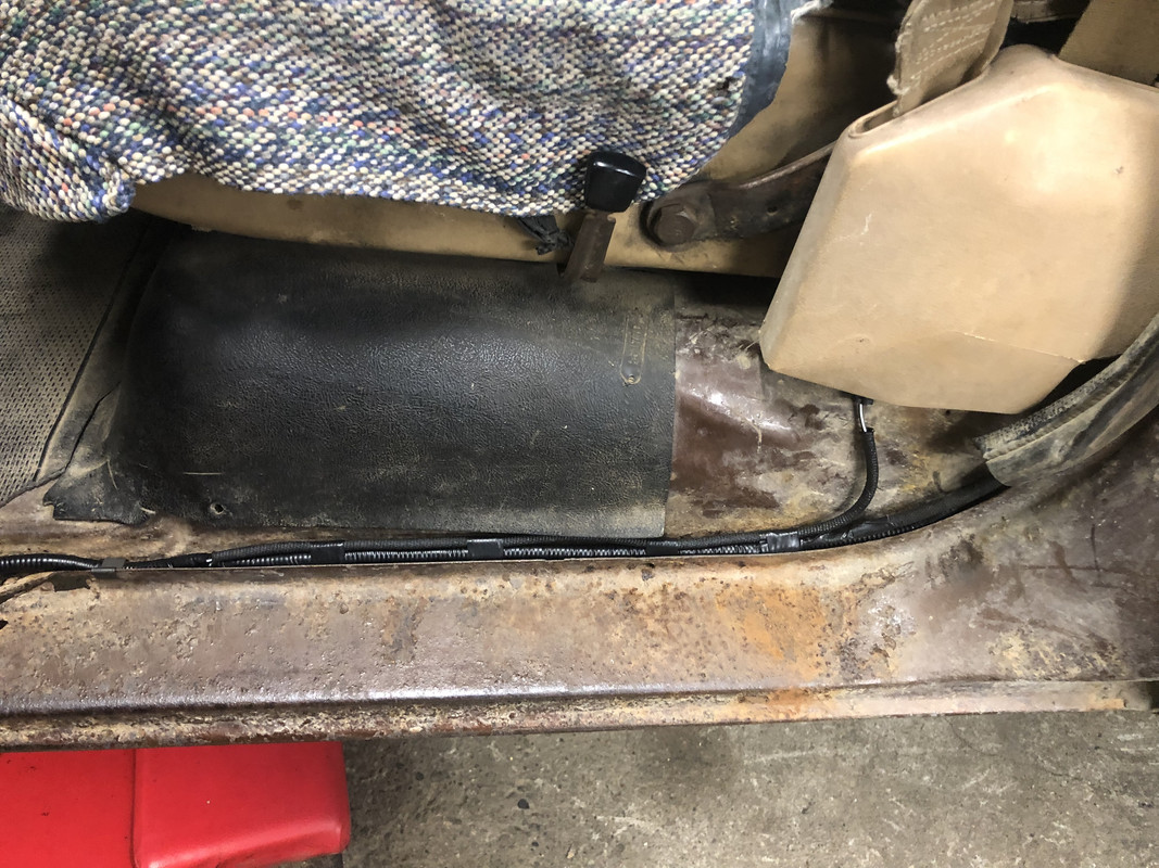 E6F85F07-2435-4175-8F75-7F2A5F54E7B5