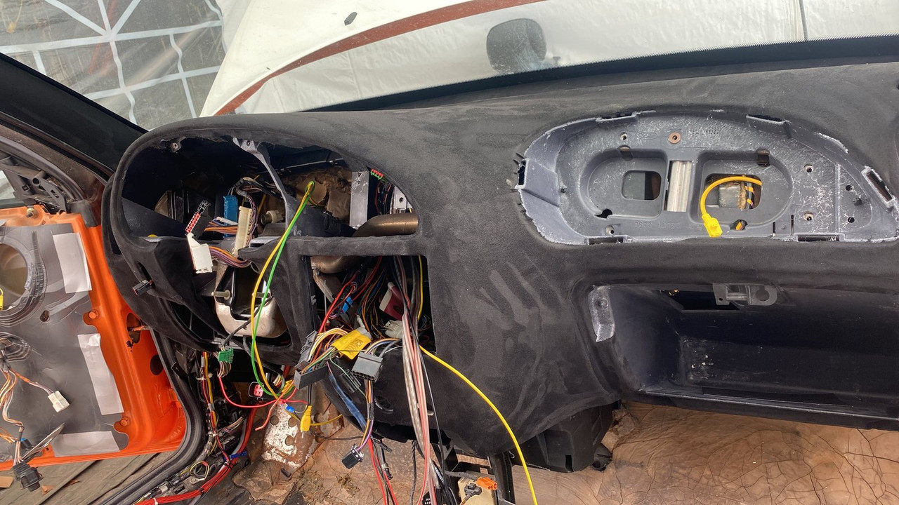 6AA39488-A9A8-4C7D-8F66-7E1F505C56E6