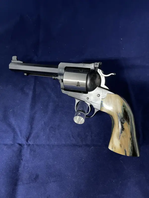 6D9F33D9-3FDC-4433-8025-F793F7D475D7