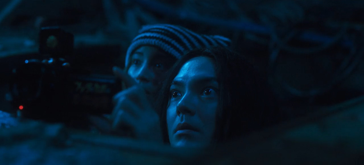 Human Vapor 2026 WebRip Season 1 [Hindi + English] 480p 720p ESub Screenshot