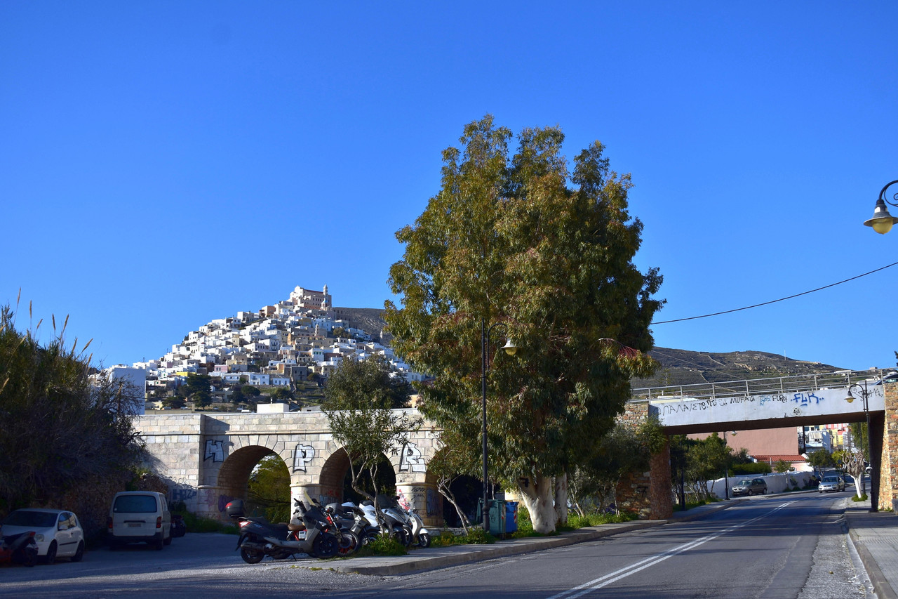 Ανω Σύρος (1ο μέρος) (1)