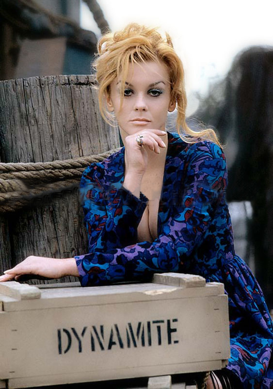 Ann-Margret_mc12