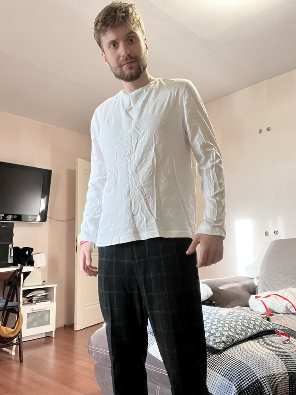 2B6B8DD3-44A6-4DBE-813F-D8729E16725D