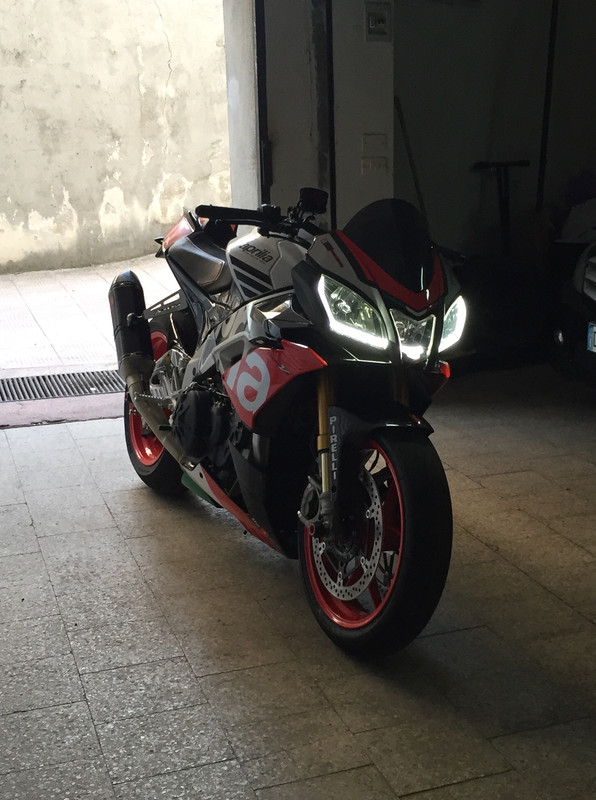 4ECD8A9E-FDAF-4D4D-A99A-D14A25B109A5