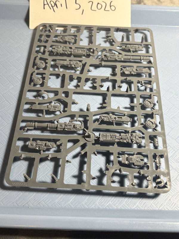 Tanks Bits on Sprues 10