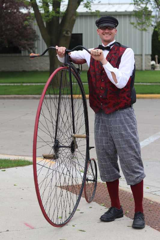 people-penny-farthing.jpg
