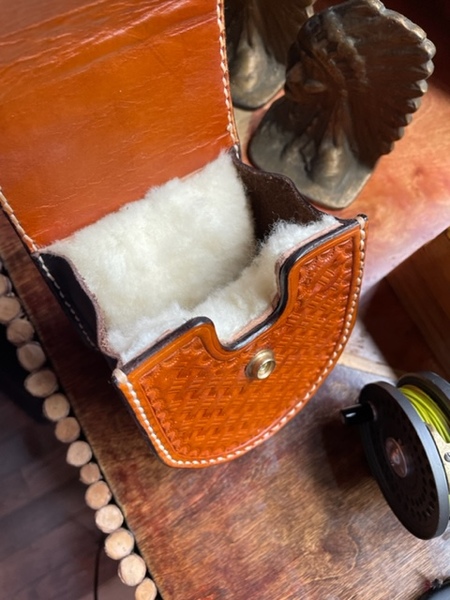 3B48677B-5DEA-4D8A-8EE1-D7A6EDF0C5EE