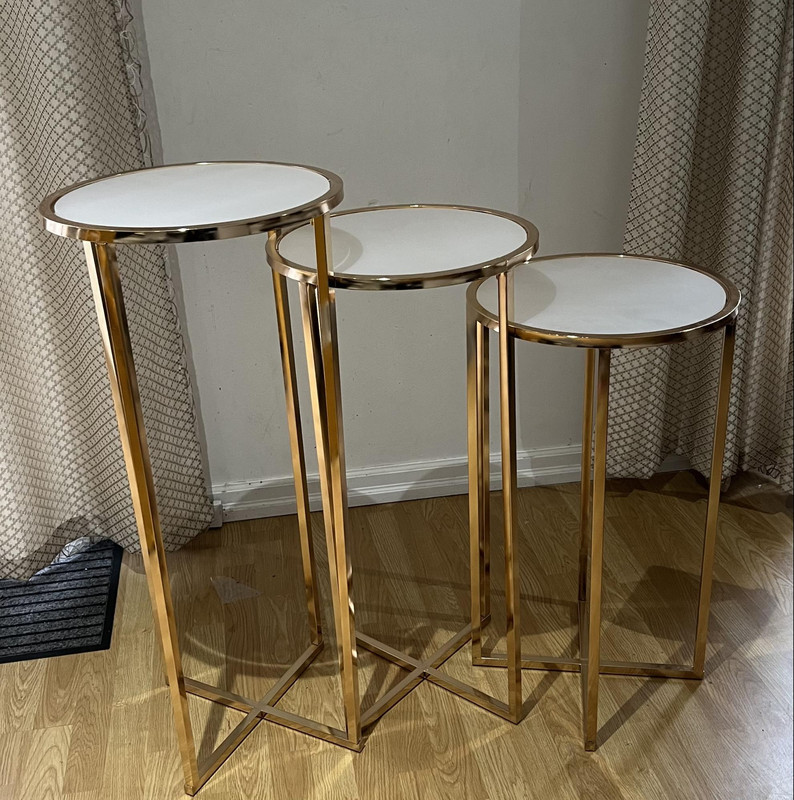 Gold/White Top Plinths(each)