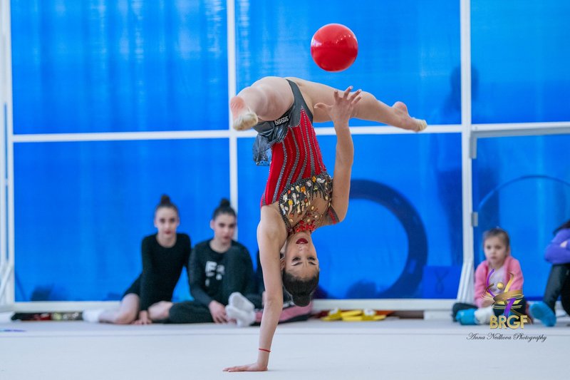 Елена Крупина художественная гимнастка
