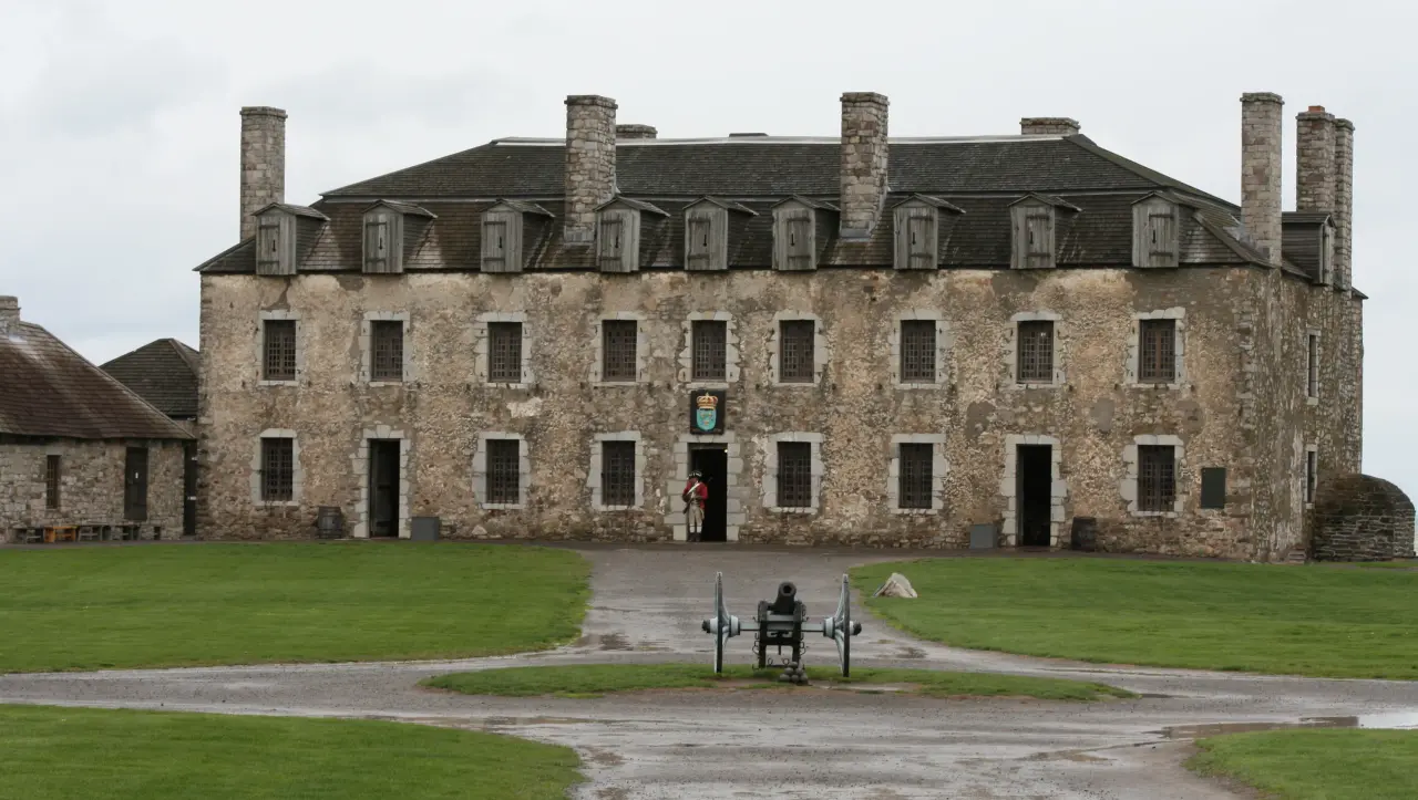 Fort Niagara Built