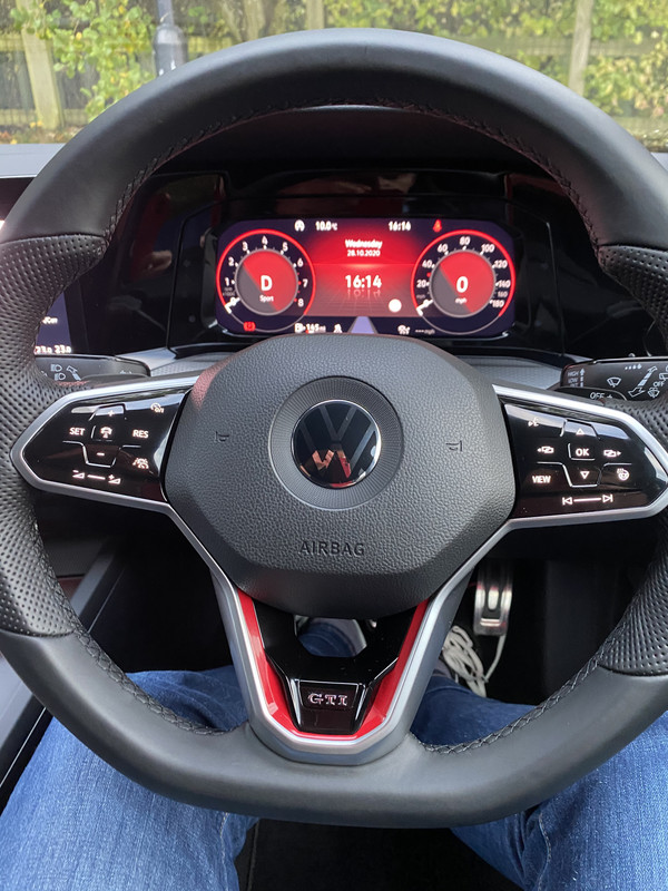 5DDCDE4C-CB1A-4892-8F6E-1A6F1BC1CDBF