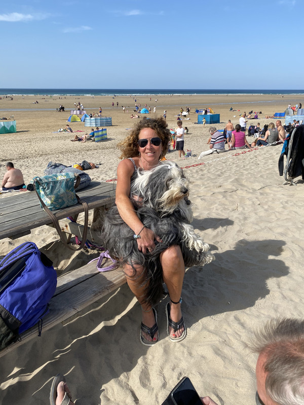 2F88393D-B65F-4EE4-B03D-DFA05FB93972