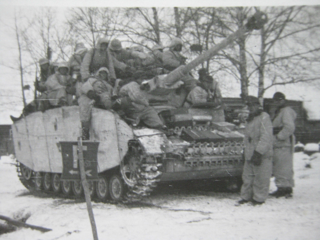 Panzer Foto Sturmgeschütz Langrohr Seitenschürze
