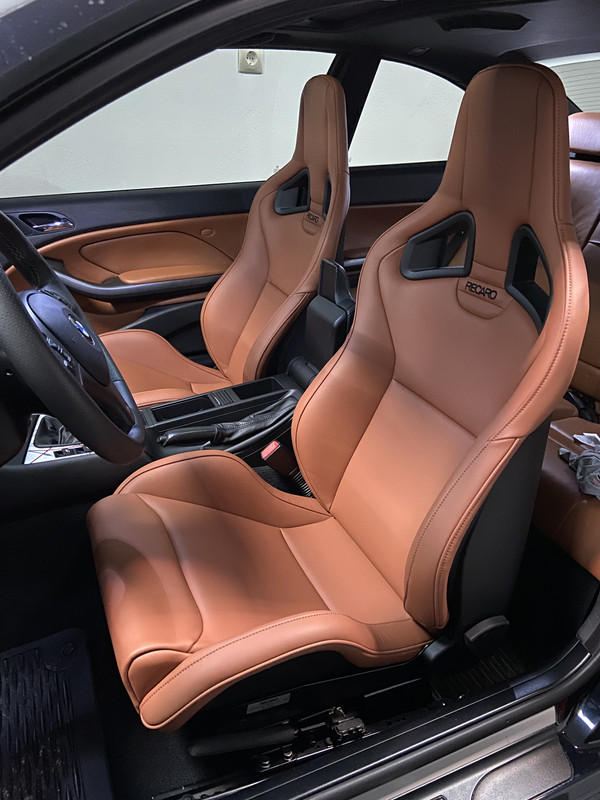 F561A6B3-42CB-481A-B9AD-B0B1F433C608